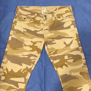 True religion camouflage jeans